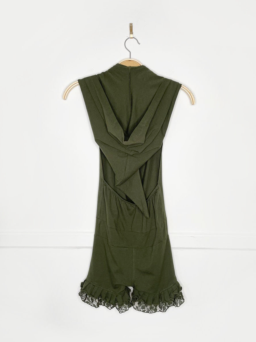 nwot the fairies pajamas cowl neck lace ruffle hem hooded romper