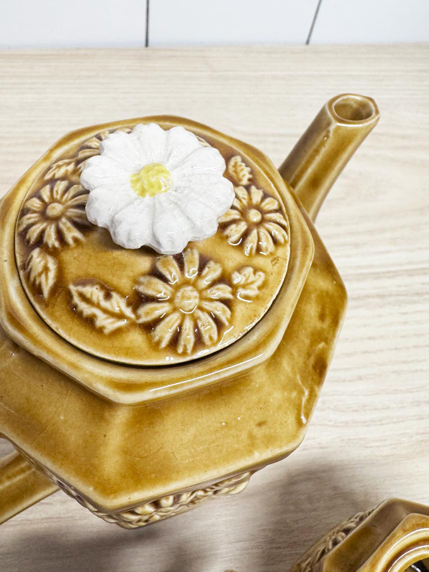 x3 vintage 70s floral teapot, creamer + sugar bowl set | made in Japan