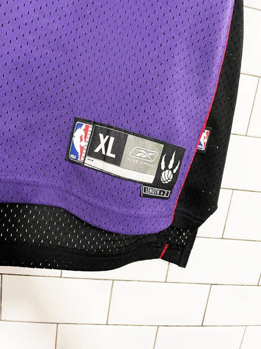 vintage 00s raptors chris bosh 4 reebok NBA jersey | 03 - 04 away - good market thrift store