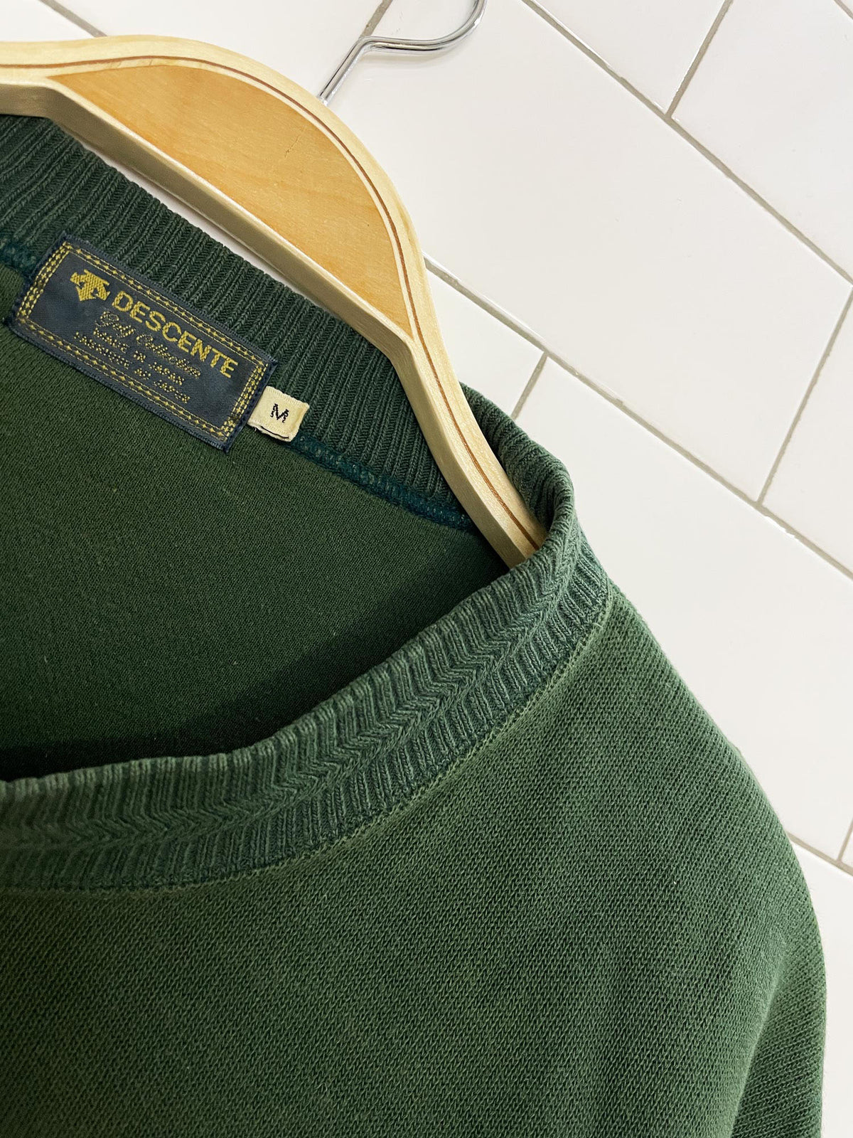 vintage 90s descente golf rib knit crested sweatshirt | made in Japan