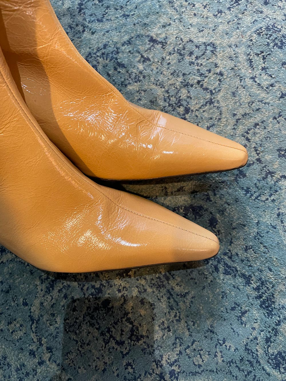 l'intervalle patent low heel knee high boots