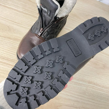 nwt softmoc quilted leather boot