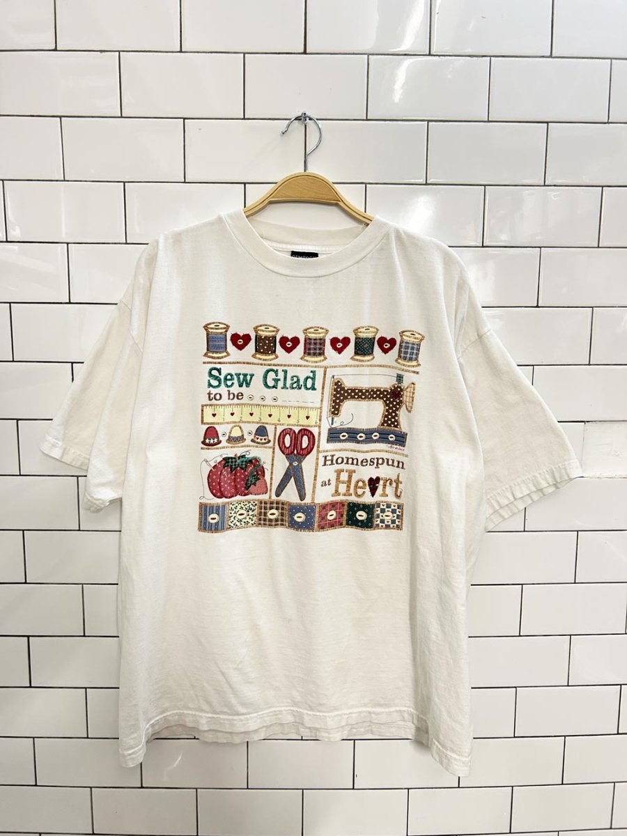 vintage 90s sewing graphic tee - good market thrift store