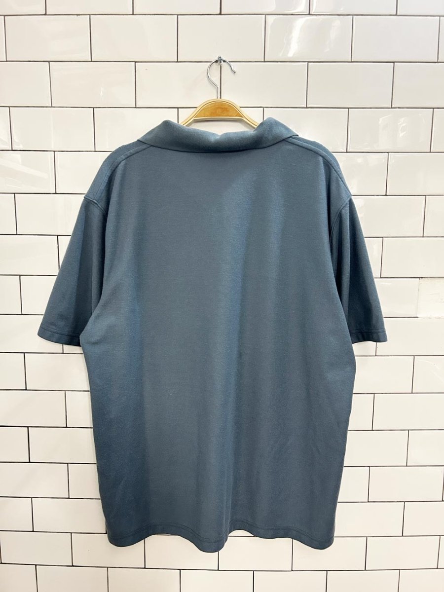 carhartt original fit collared shirt - good market thrift store