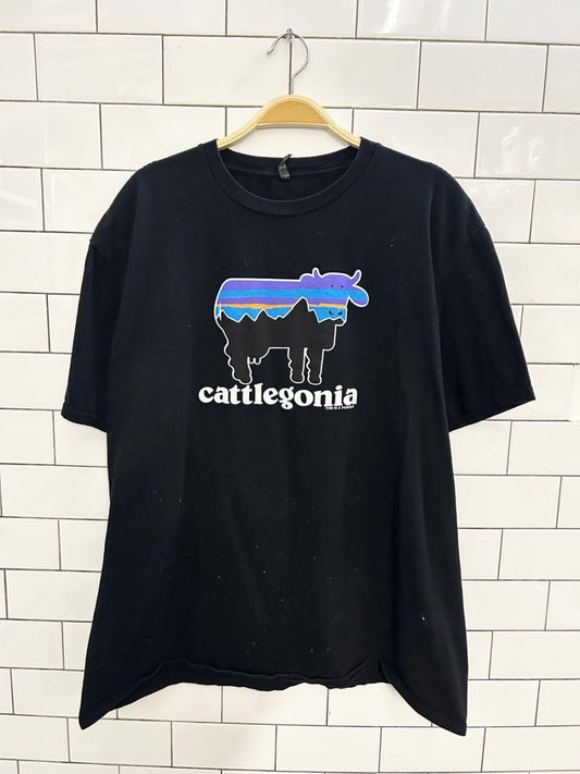 cows cattlegonia parody graphic tee - good market thrift store