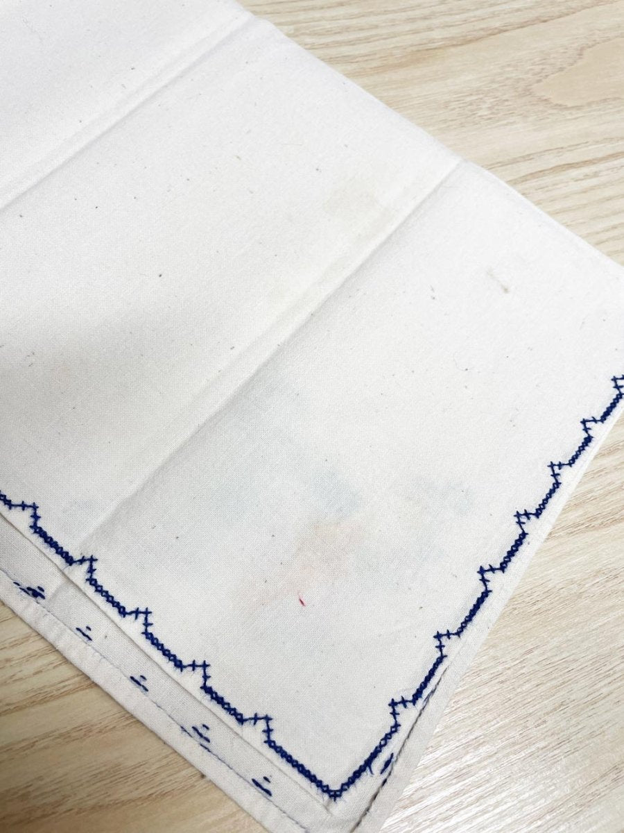 x2 vintage cross stitch flower napkins - good market thrift store