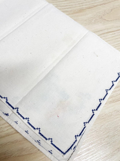 x2 vintage cross stitch flower napkins - good market thrift store