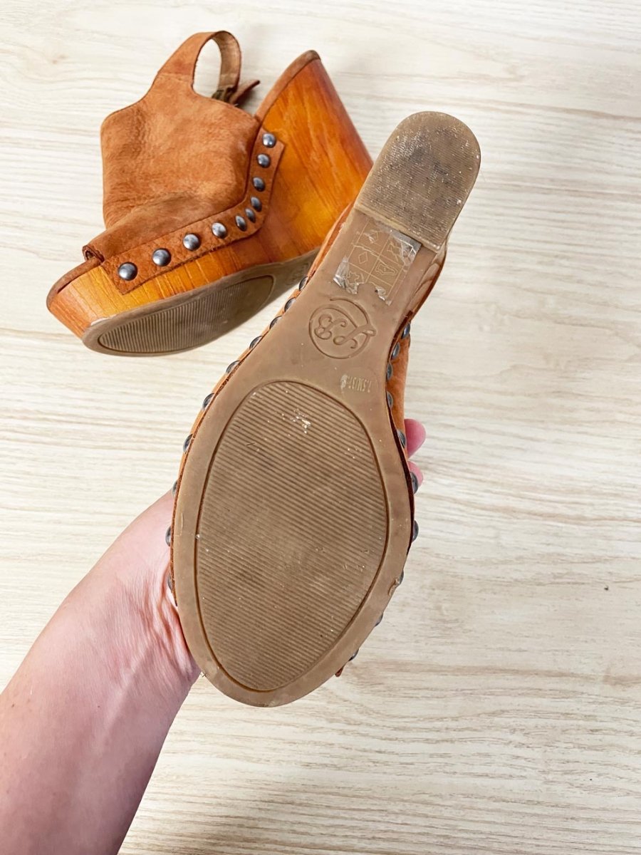 lucky brand boho studded wooden wedge leather sandals - good market thrift store