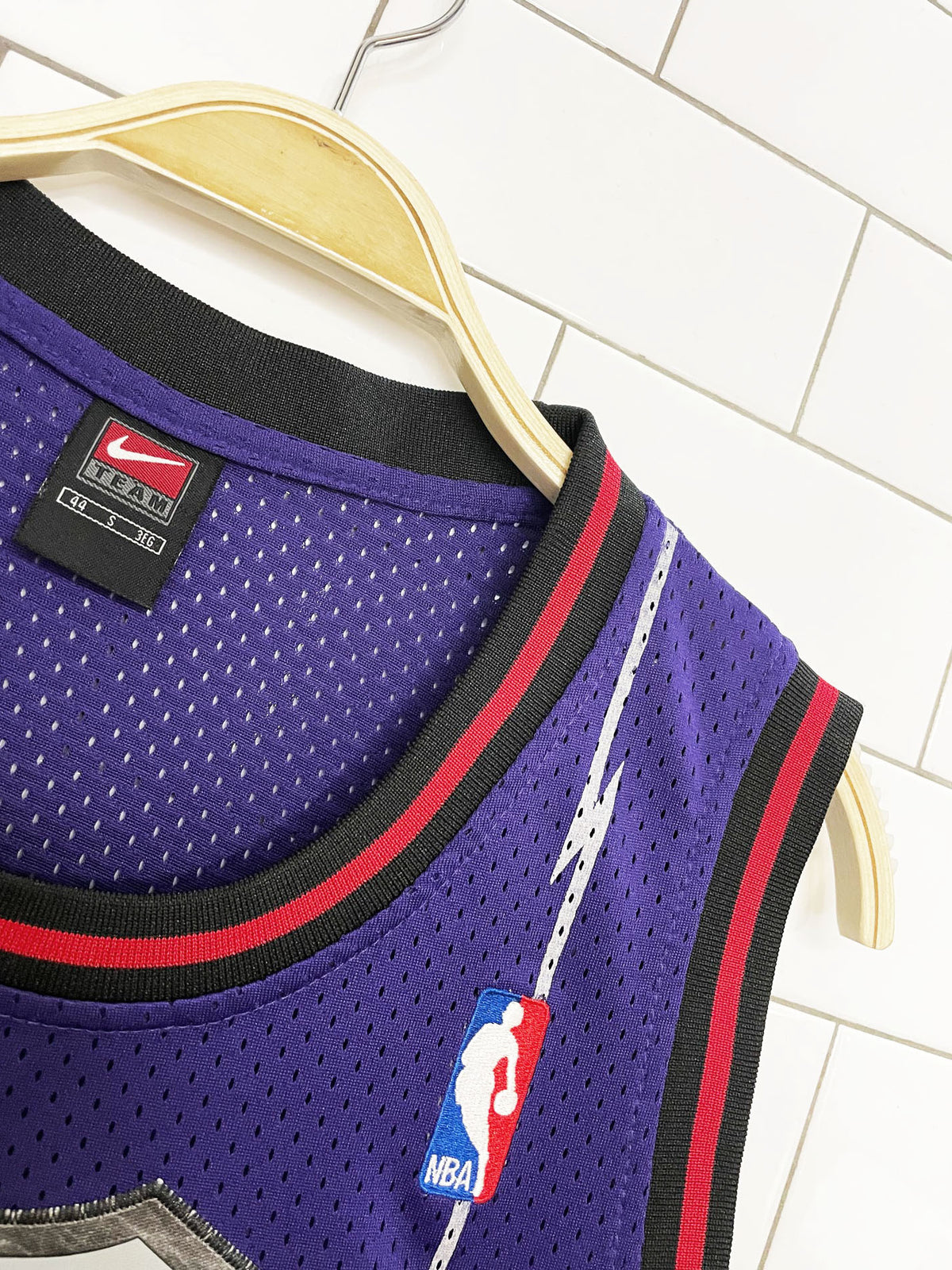 vintage 90s vince carter toronto raptors #15 fan jersey | nike swingman | NBA