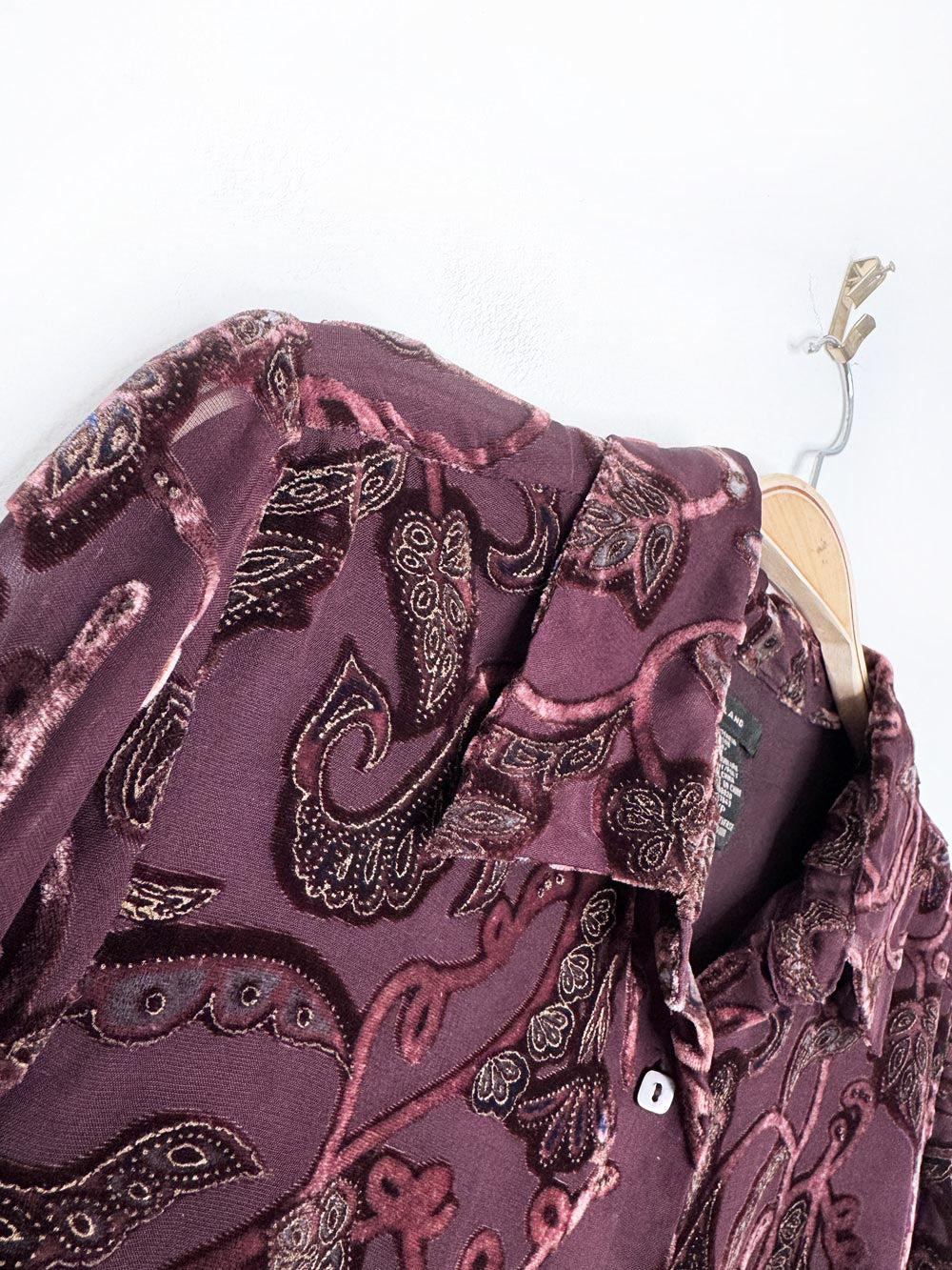 vintage 00s silkland silk-blend velvet paisley sheer full button shirt