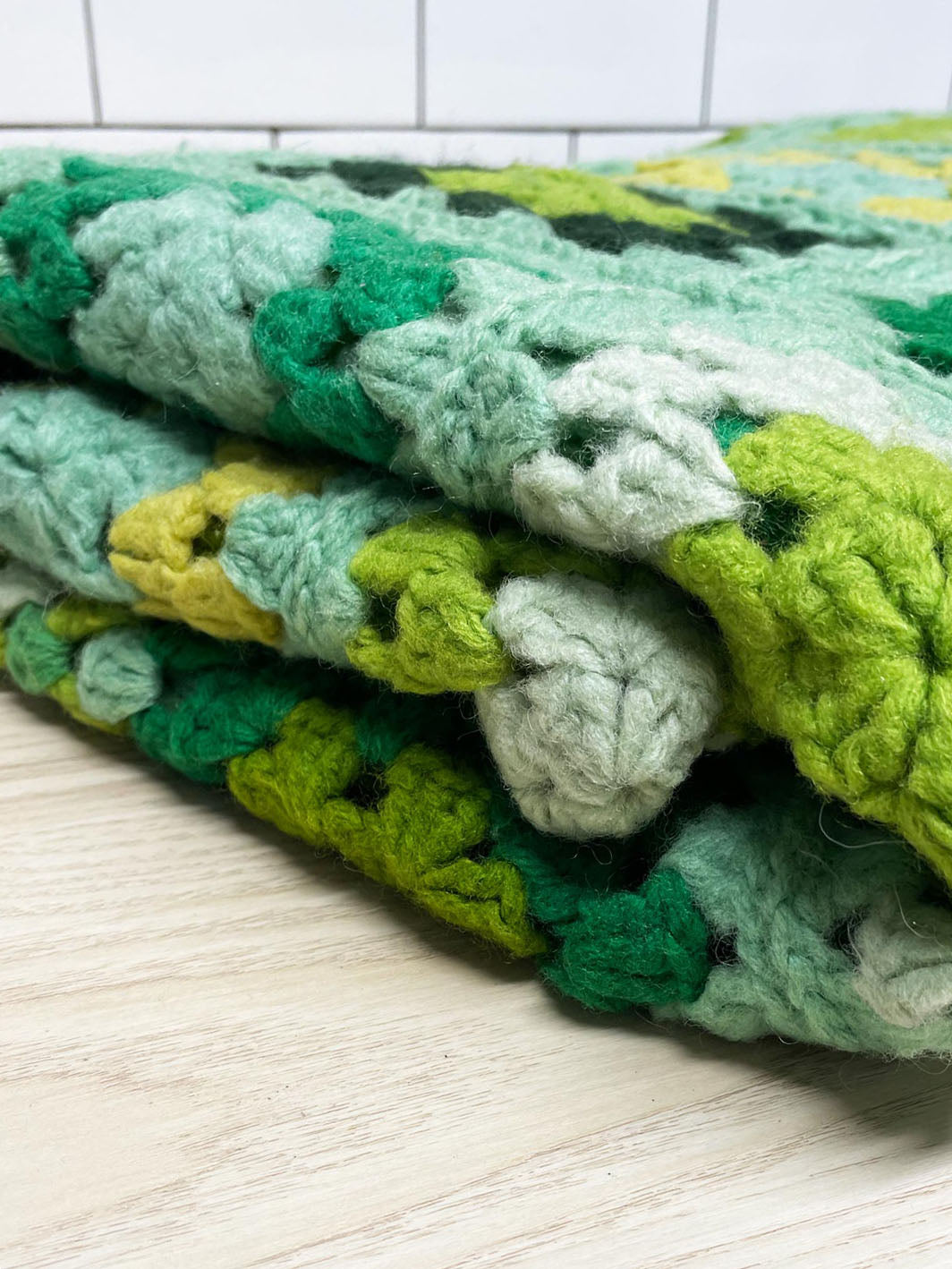 vintage 70s handmade granny square crochet knit afghan blanket
