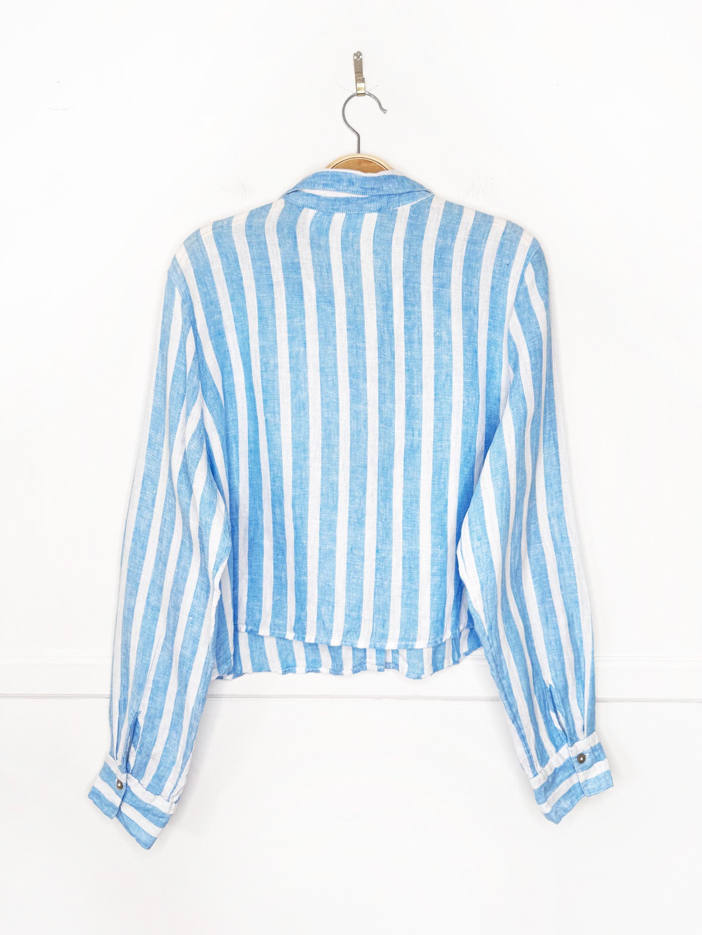 cynthia rowley 100% linen boxy cropped blue stripe full button shirt