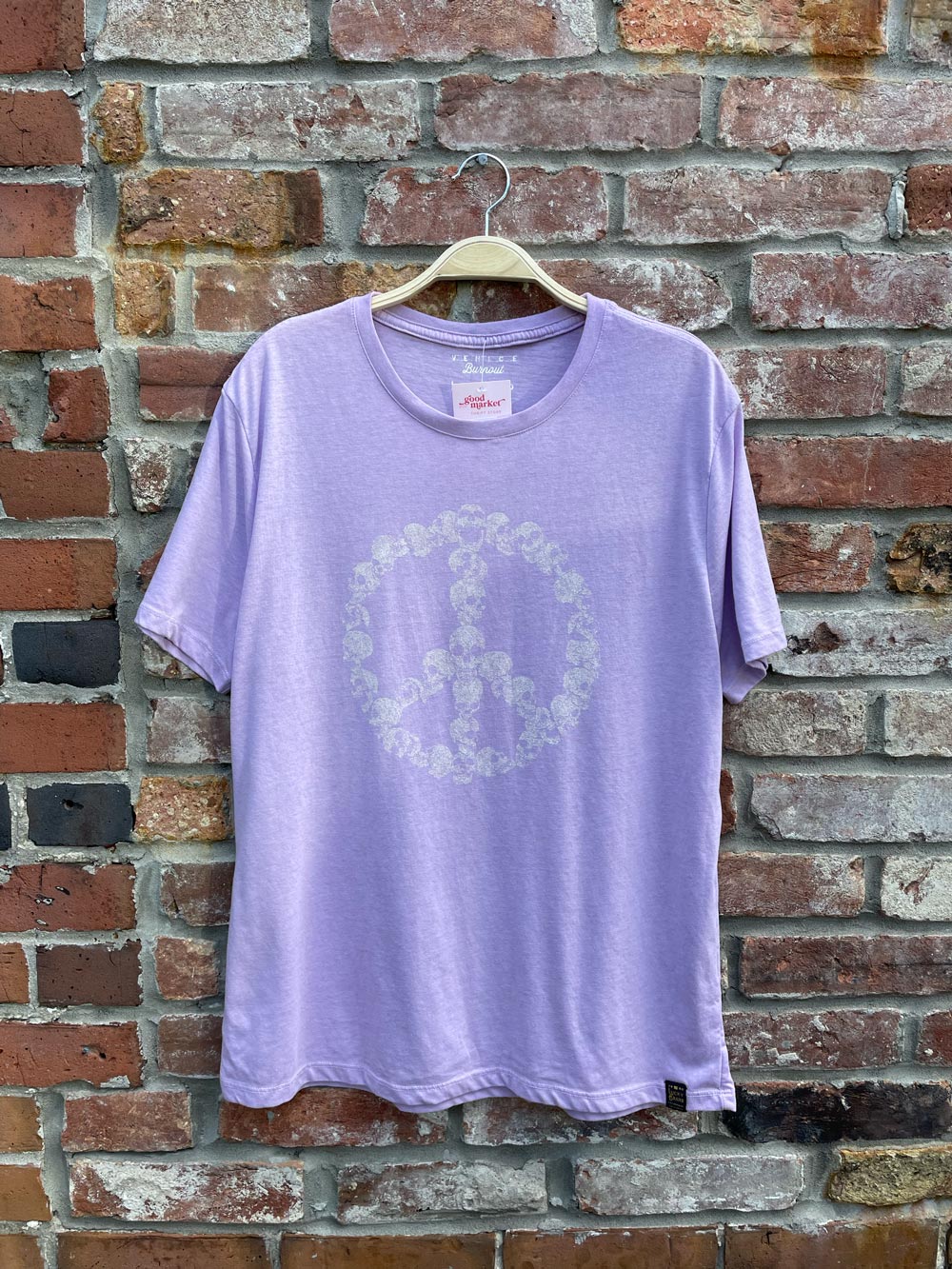 lucky brand peace skulls tee