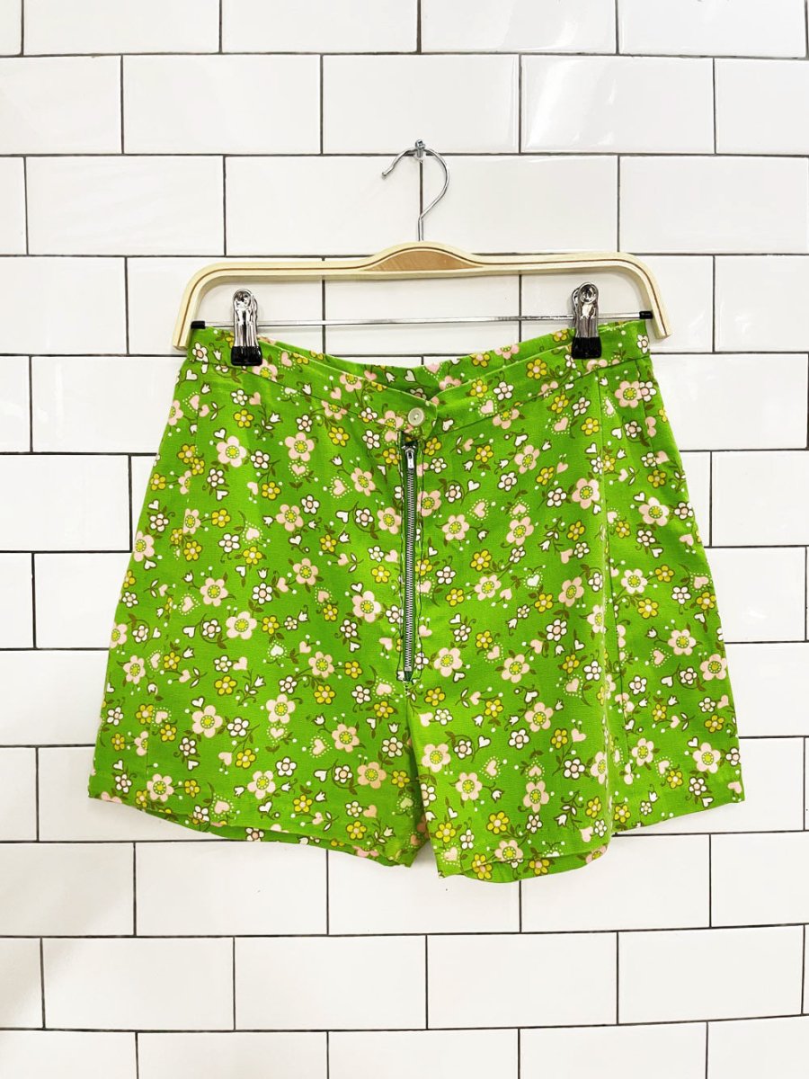 vintage 70s handmade retro floral shorts - good market thrift store