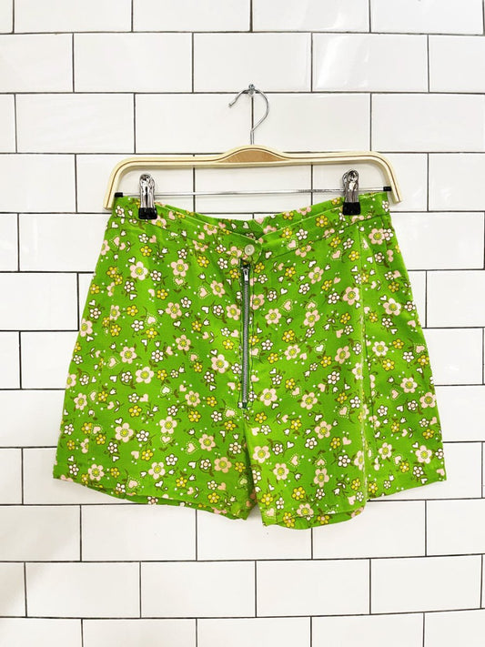 vintage 70s handmade retro floral shorts - good market thrift store