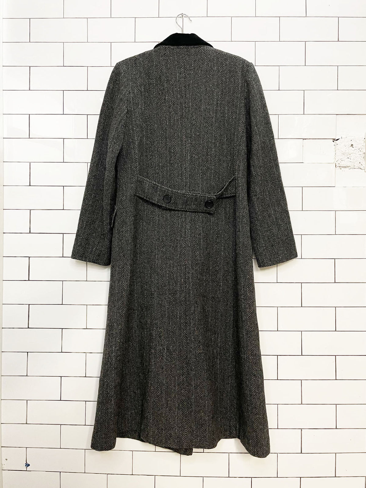 vintage projections 100% wool herringbone tweed + velvet collar double breasted coat | union made in USA