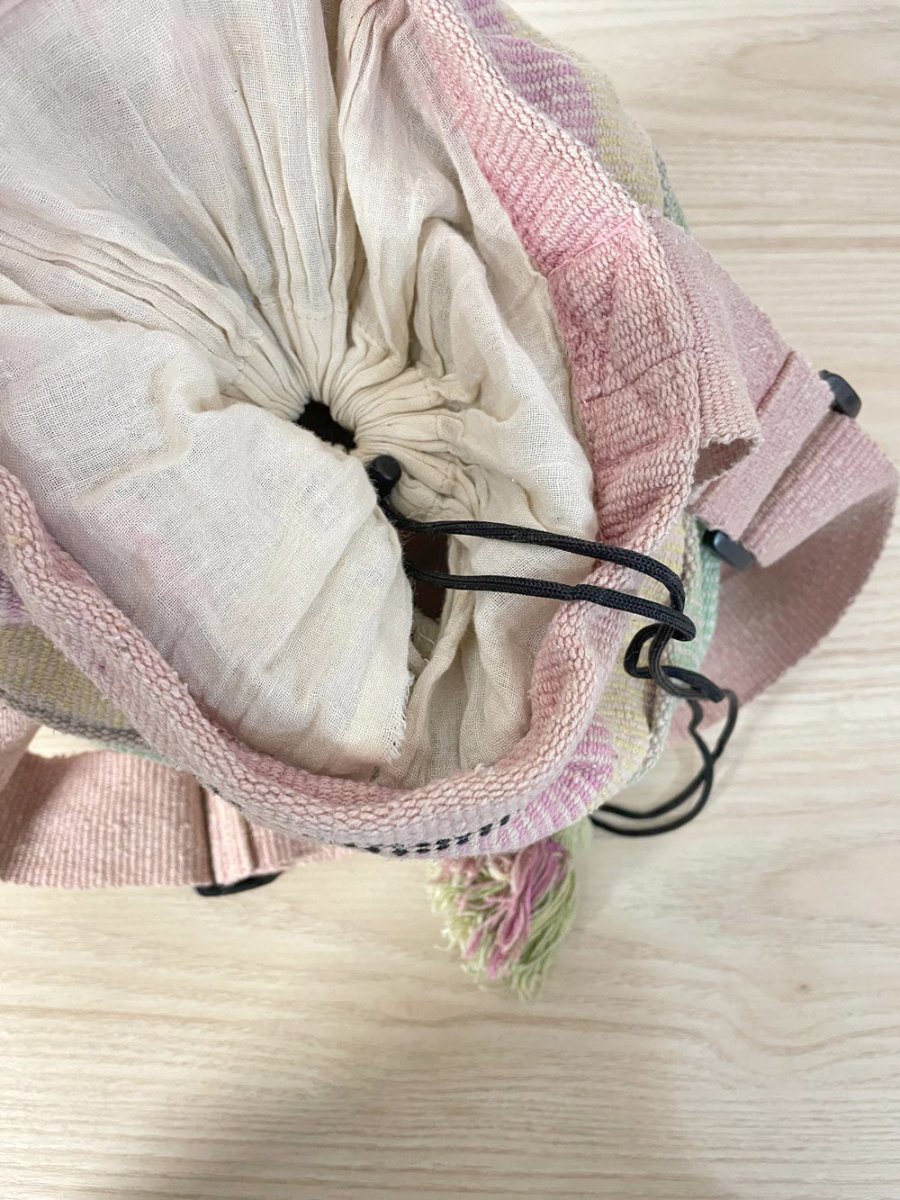 vintage 90s sun faded woven bucket bag - good market thrift store