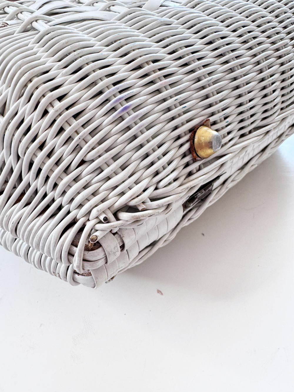 vintage 60s john hart wicker handbag with pearl lucite handle