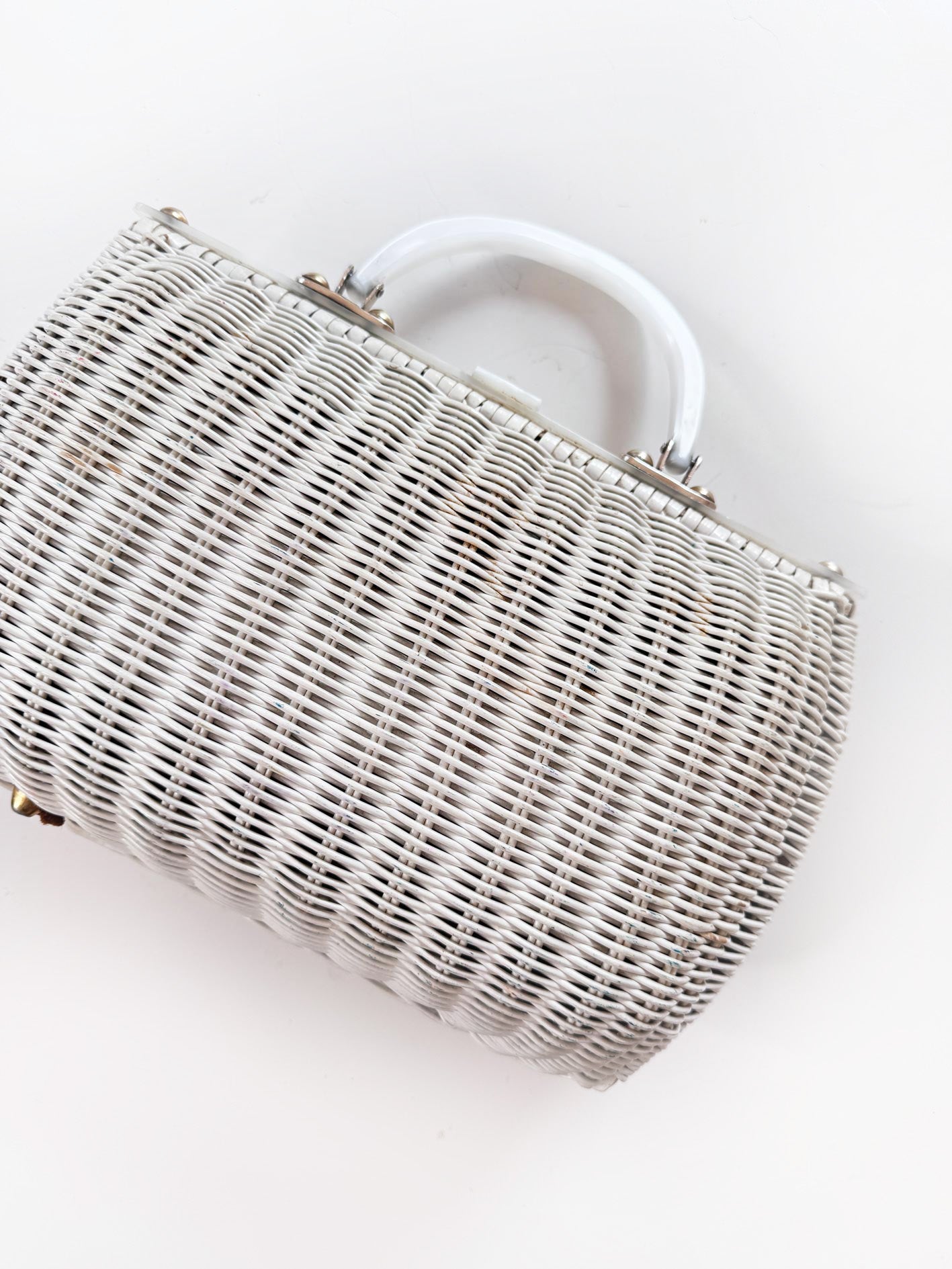 vintage 60s john hart wicker handbag with pearl lucite handle