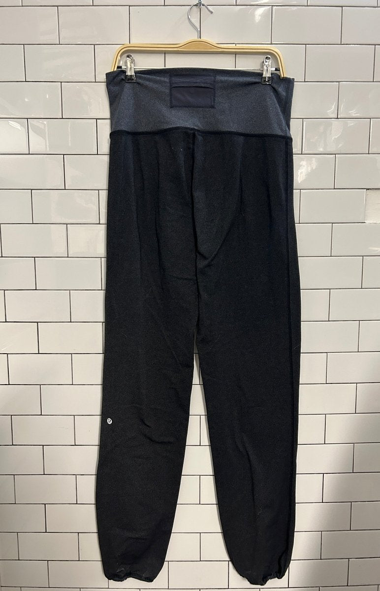 lululemon high rise pleated yoga joggers - good market thrift store