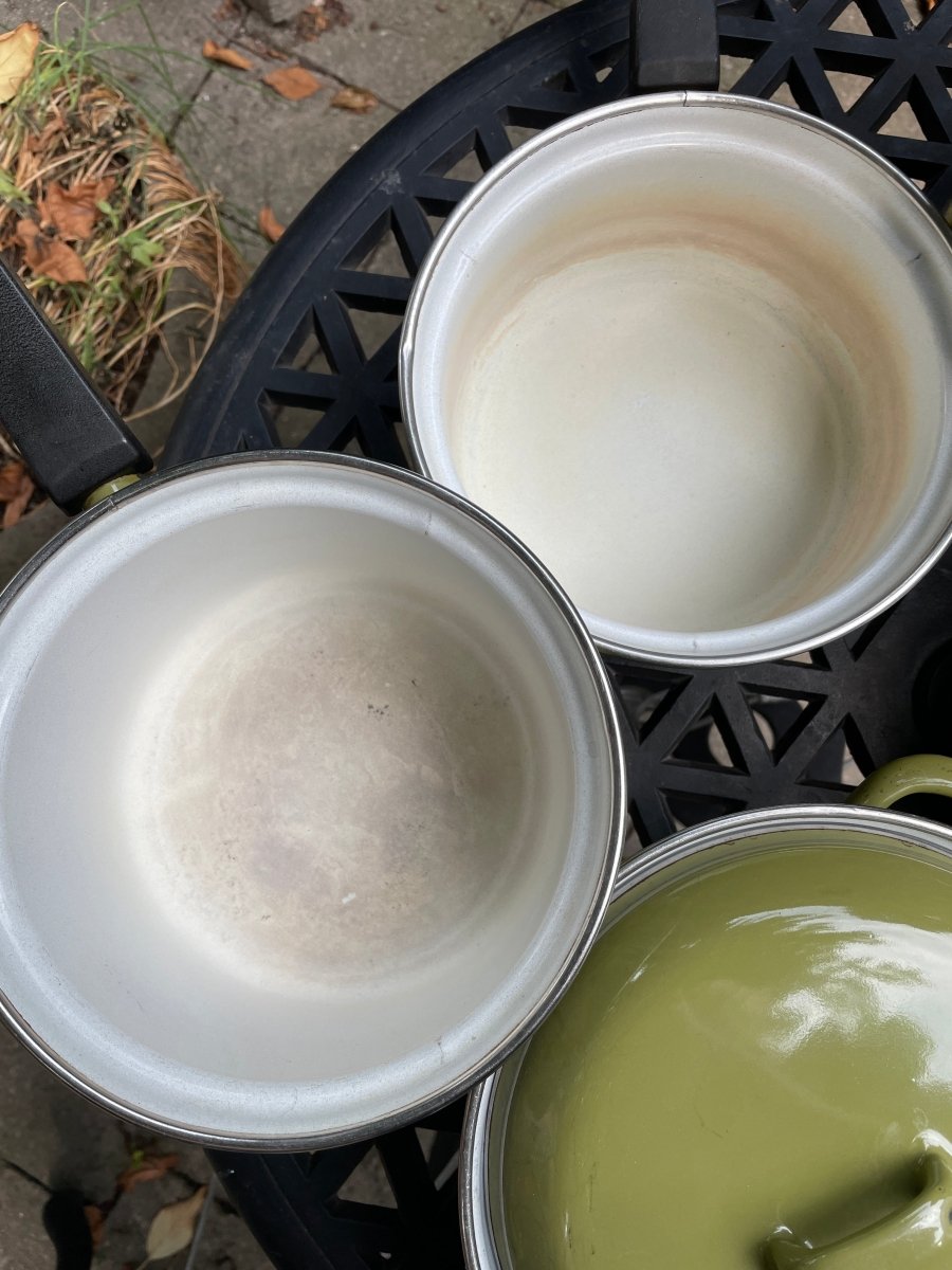 vintage 70s folk floral porcelain enamel cooking set | avacado green | 11 piece set | italy - good market thrift store