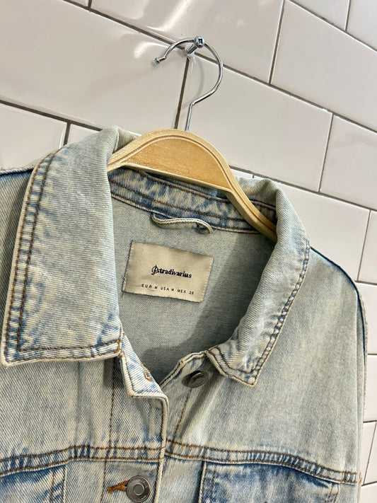 stradivarius light wash denim jacket - good market thrift store