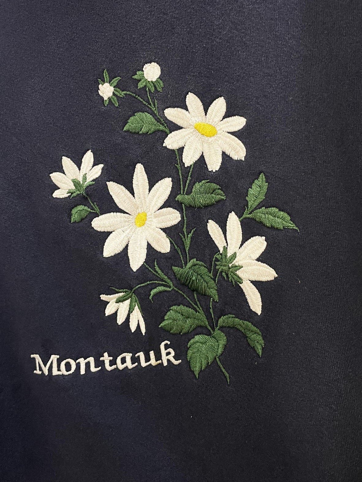 vintage oarsman 913 montauk floral embroidered sweatshirt | made in USA
