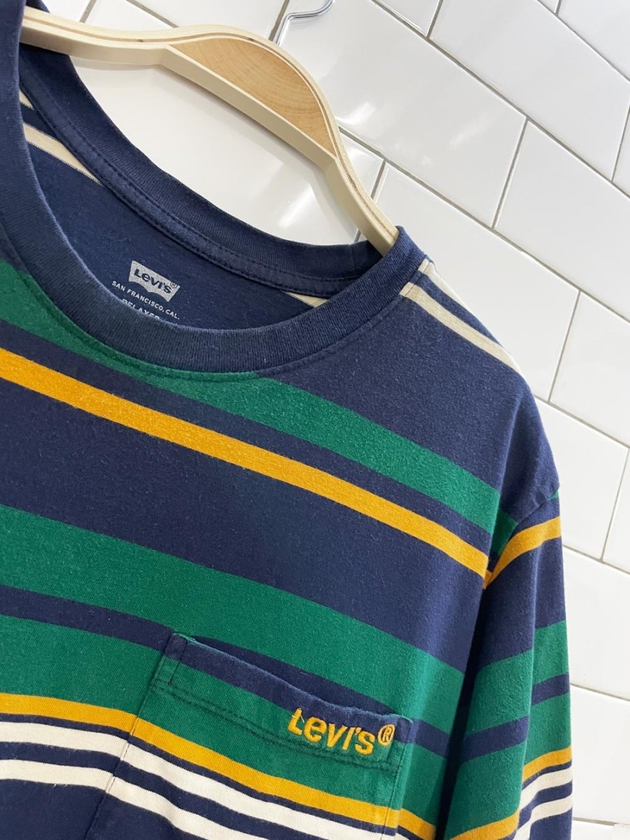 levis relaxed fit striped pocket tee - good market thrift store