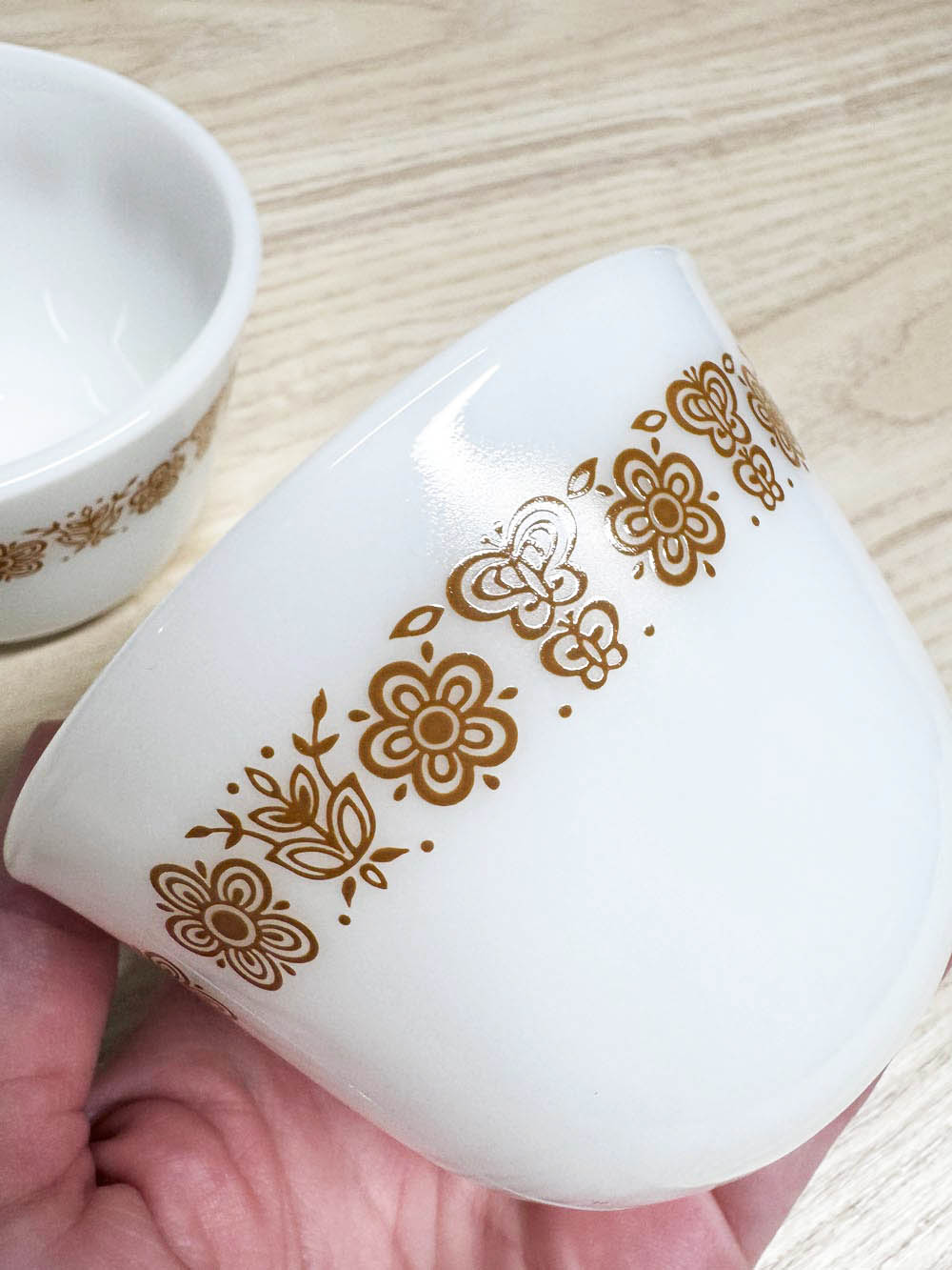 x2 vintage pyrex spring blossom milk glass mugs