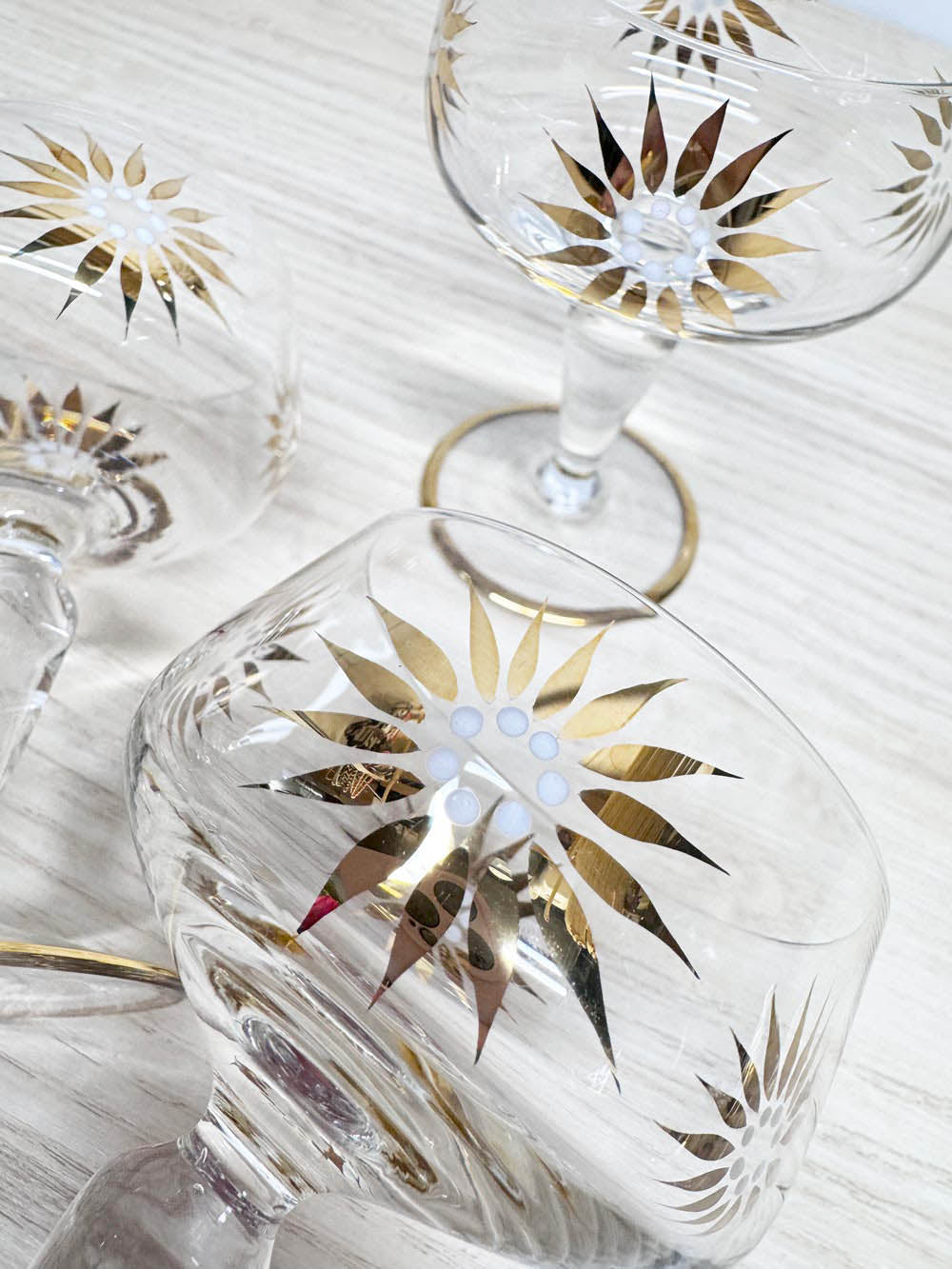 x4 vintage MCM gold sunburst aperatif stemmed glasses | mid-century