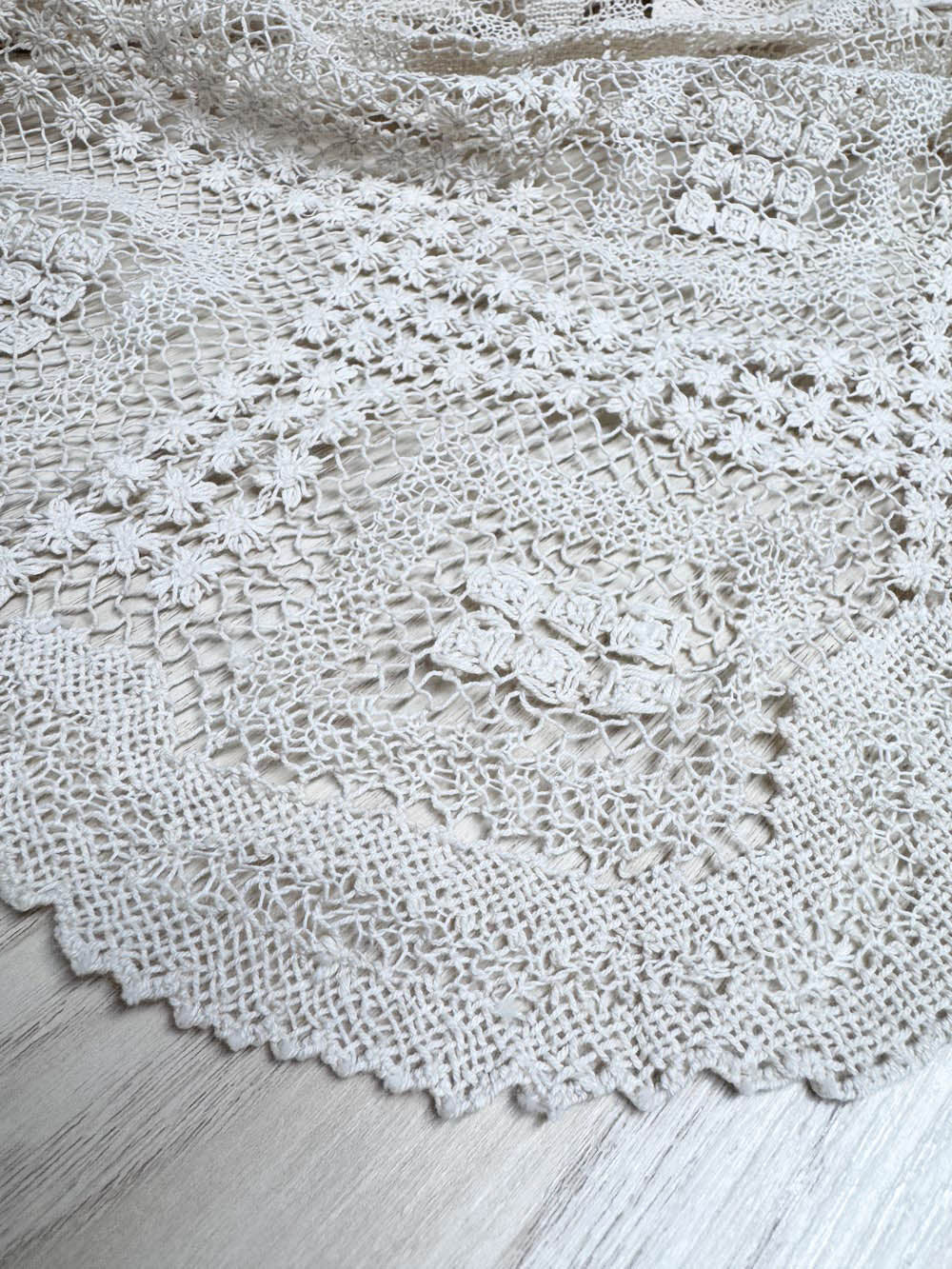 vintage crochet knit intricate floral table cloth