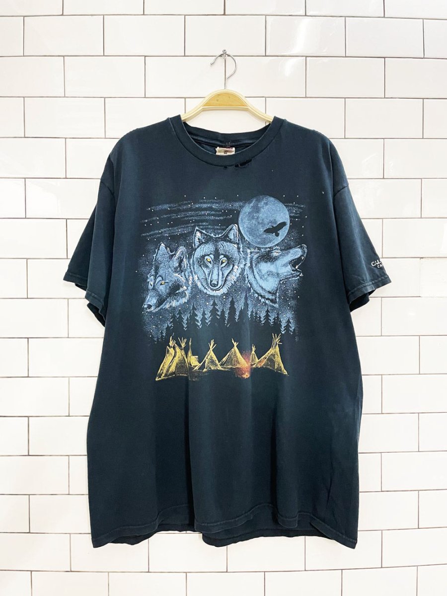 vintage 00s wolf scene graphic tee | alberta | fruit of the loom - good market thrift store
