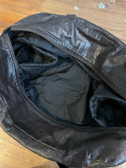 m0851 butter leather duffle bag