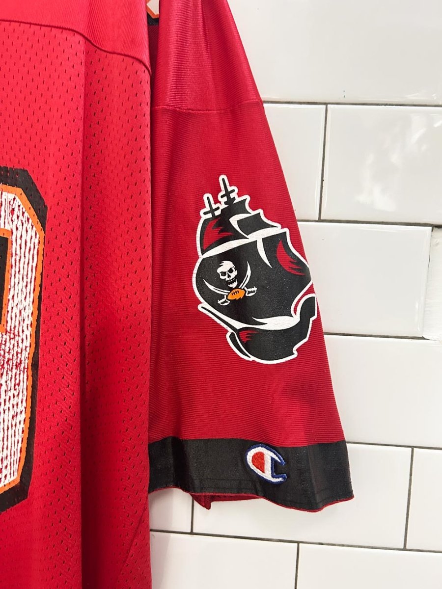 vintage champion tampa bay buccaneers warren sapp jersey - good market thrift store