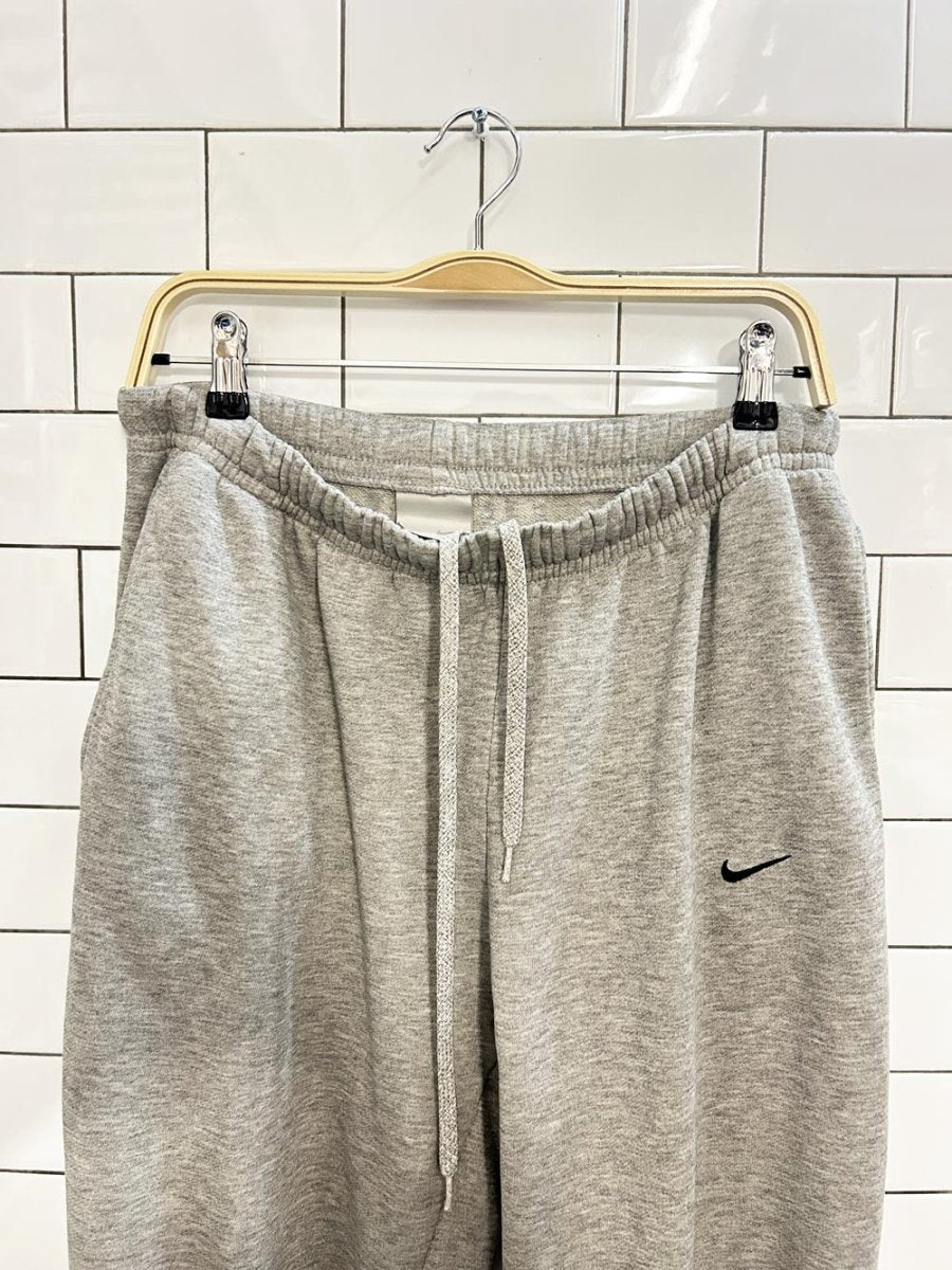 vintage 00s nike minimal check drawstring sweatpants - good market thrift store