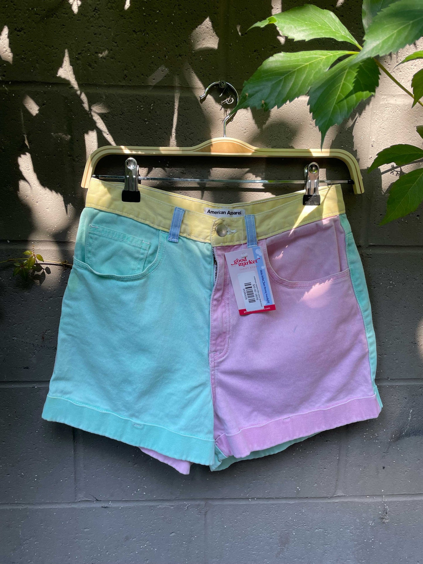 american apparel 90s colour block short