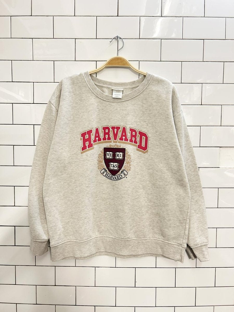 harvard oversized varsity logo fleece crew - good market thrift store