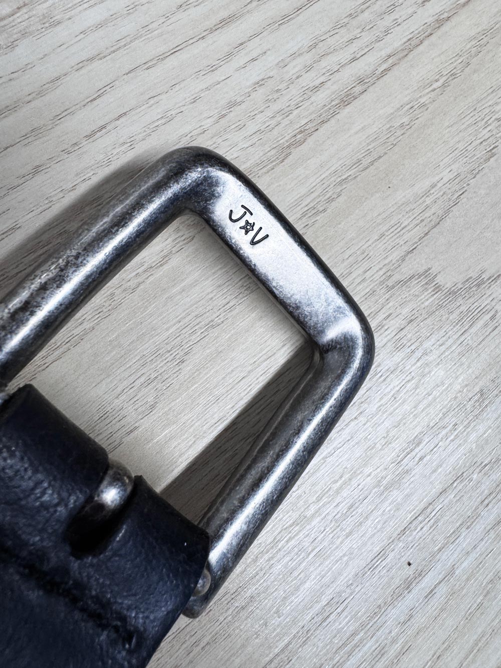 john varvatos leather minimal peace sign belt
