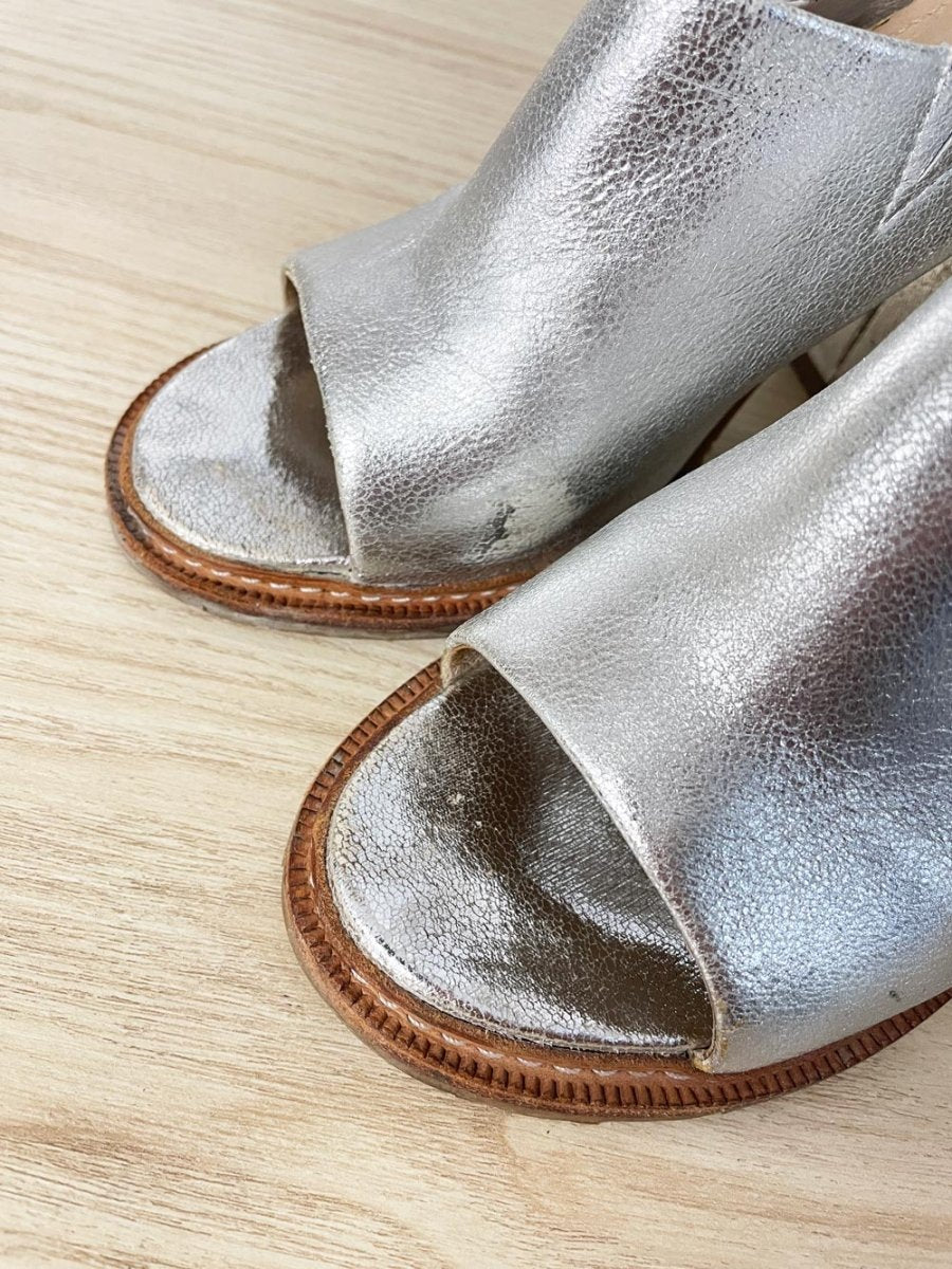 rudsak metallic silver leather open toe heeled mules - good market thrift store
