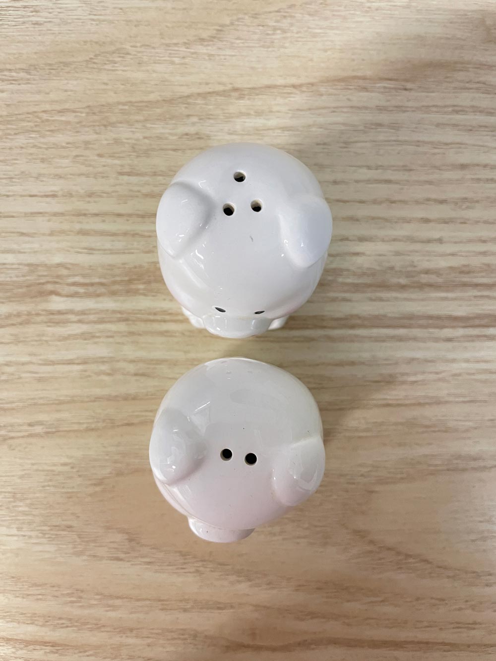 vintage pig salt + pepper shakers - good market thrift store