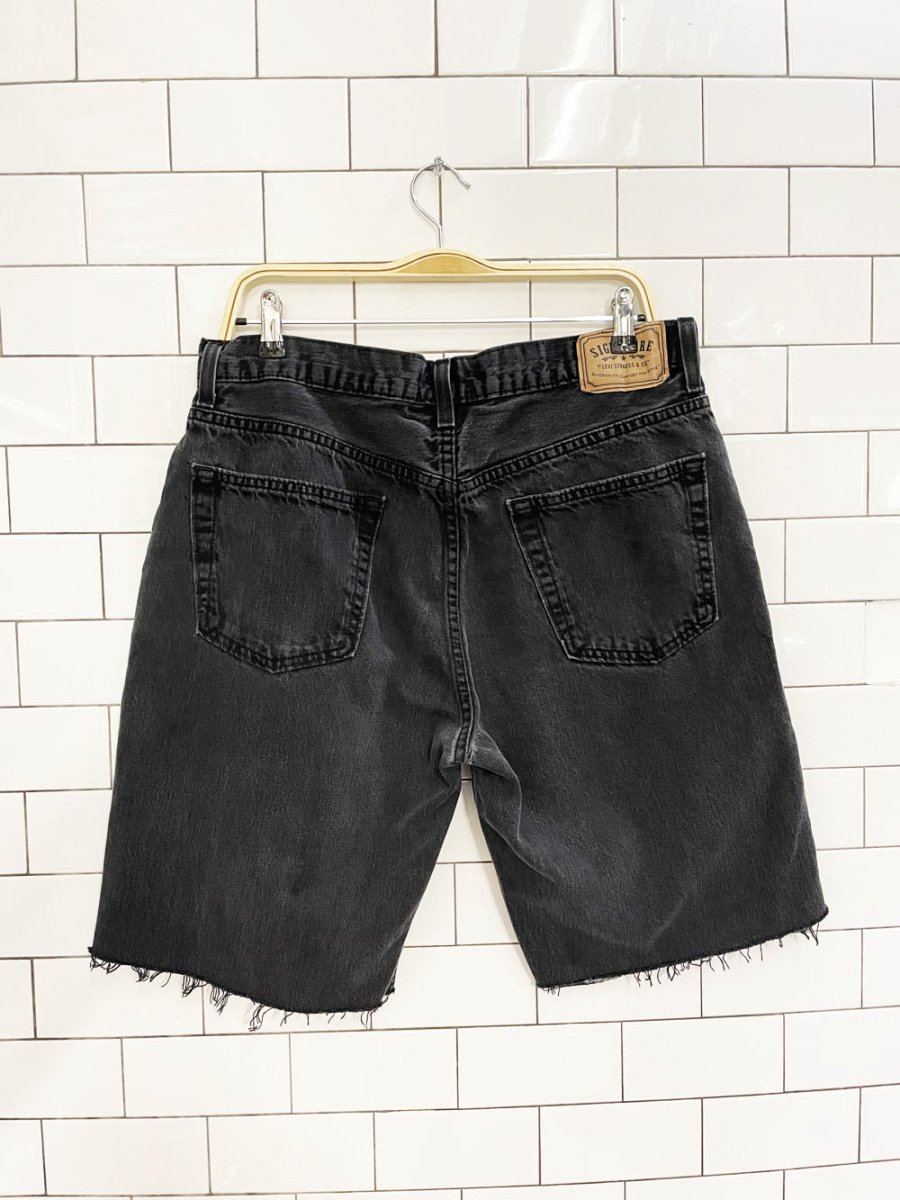 vintage 00s levi's relaxed fit long denim cut off shorts - good market thrift store
