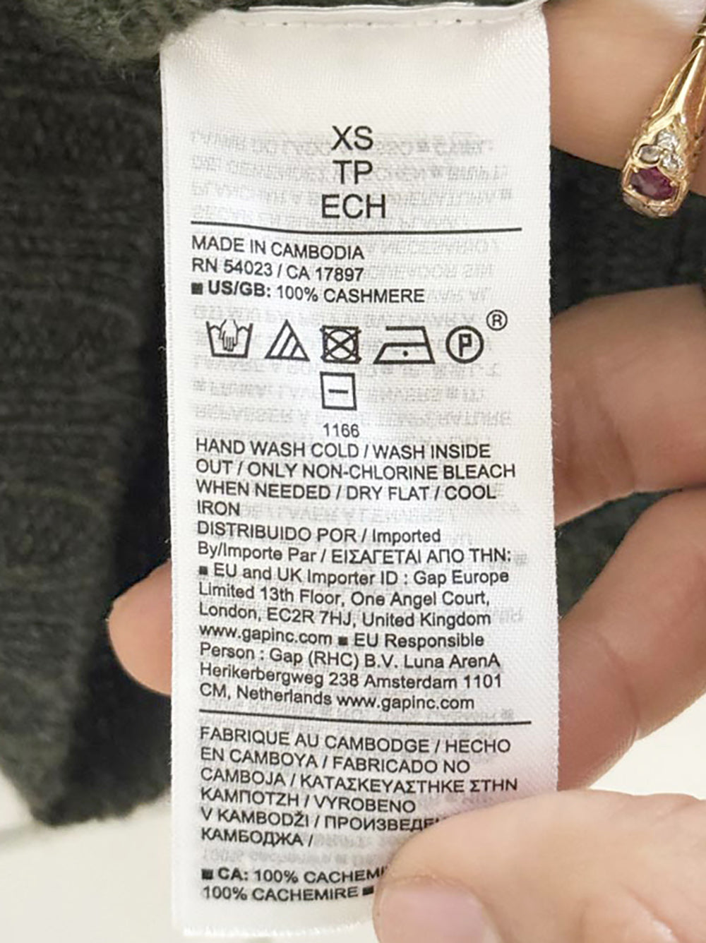 banana republic 100% cashmere mock neck boxy knit sweater