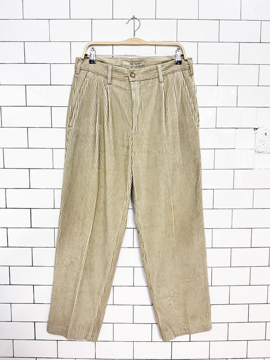 vintage 90s basic equipment chunky cord pleated pants