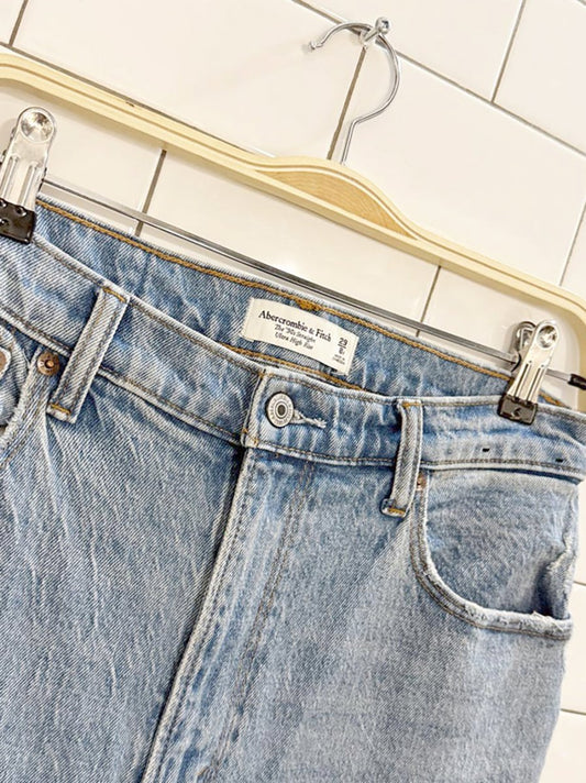 abrecrombie ultra high rise 90's straight leg cuffed jeans | curve love - good market thrift store