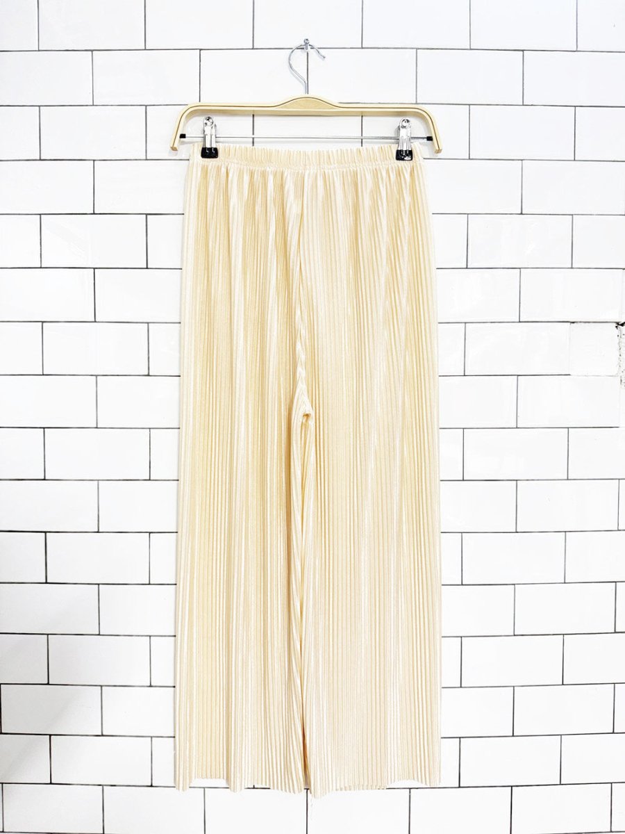accordion crinkle wide leg pull on pants - good market thrift store