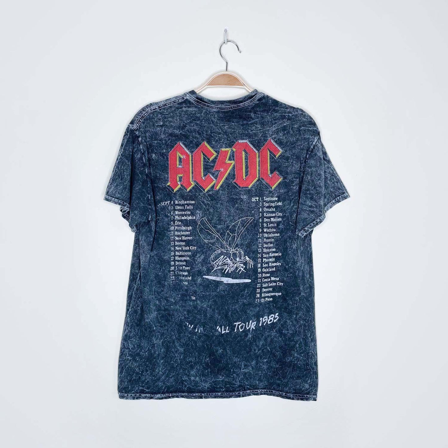 acdc 2015 fly on the wall tour '85 - size small