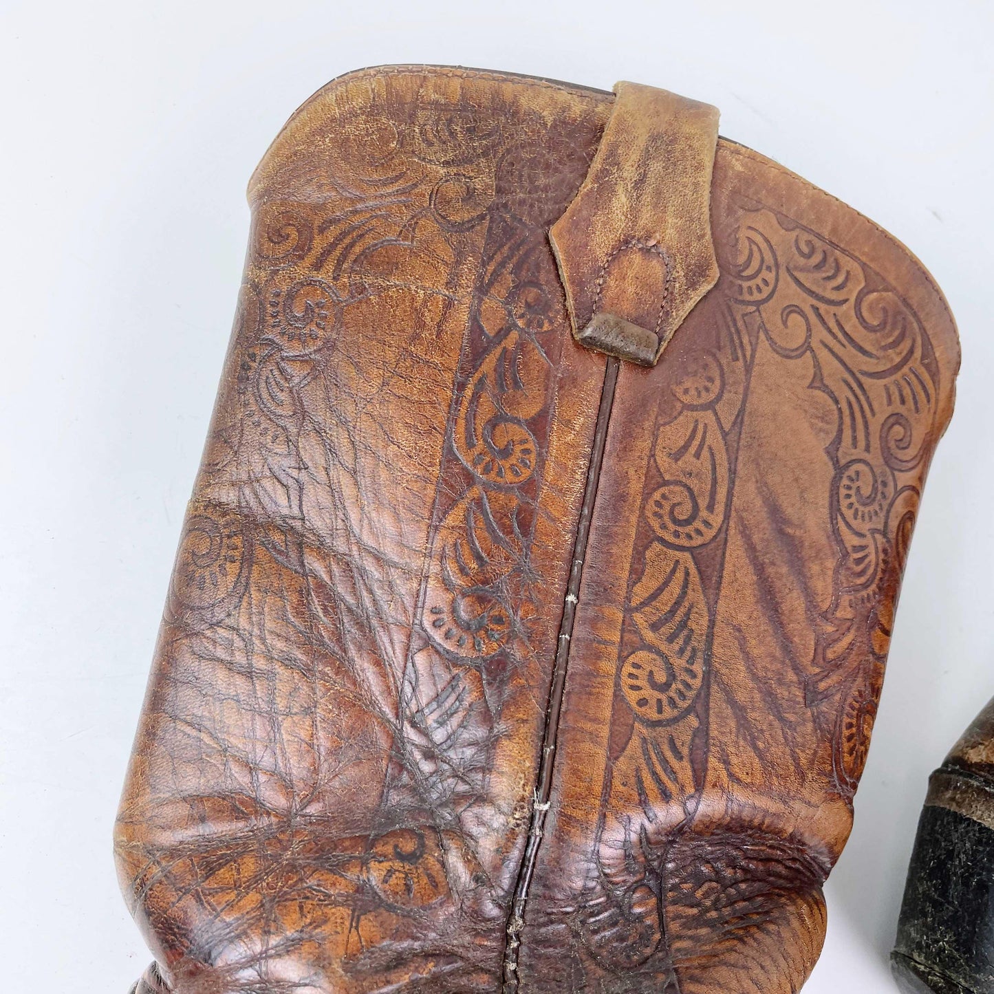 vintage 70s acme tooled leather cowboy boot - size 39