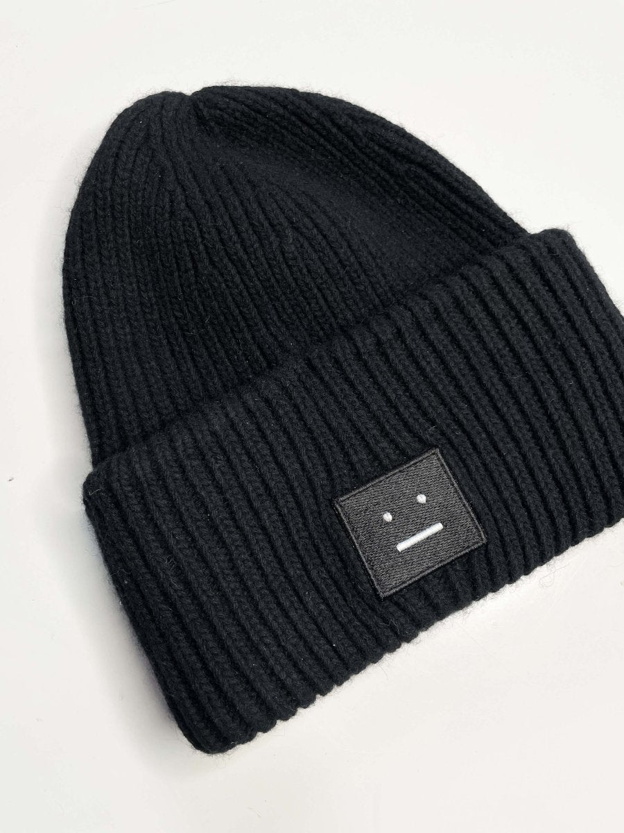 acne studios wool pansy n face toque | made in Italy - good market thrift store