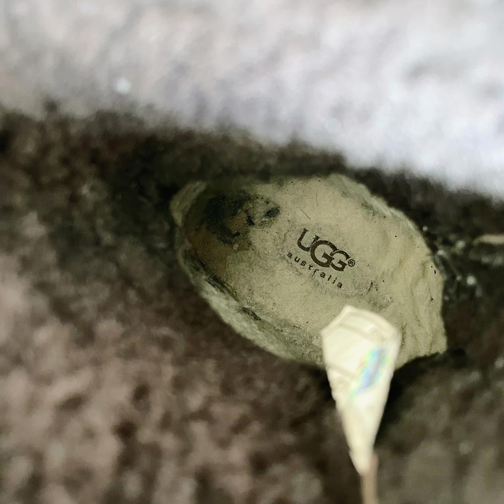 ugg adirondack sheepskin waterproof boots