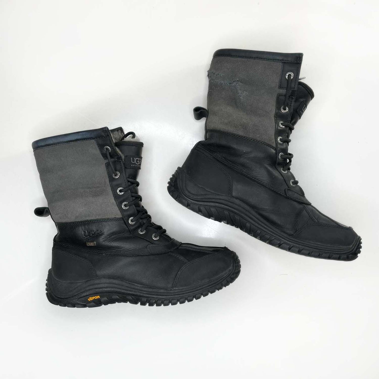 ugg adiondack II black grey sheepskin winter boots